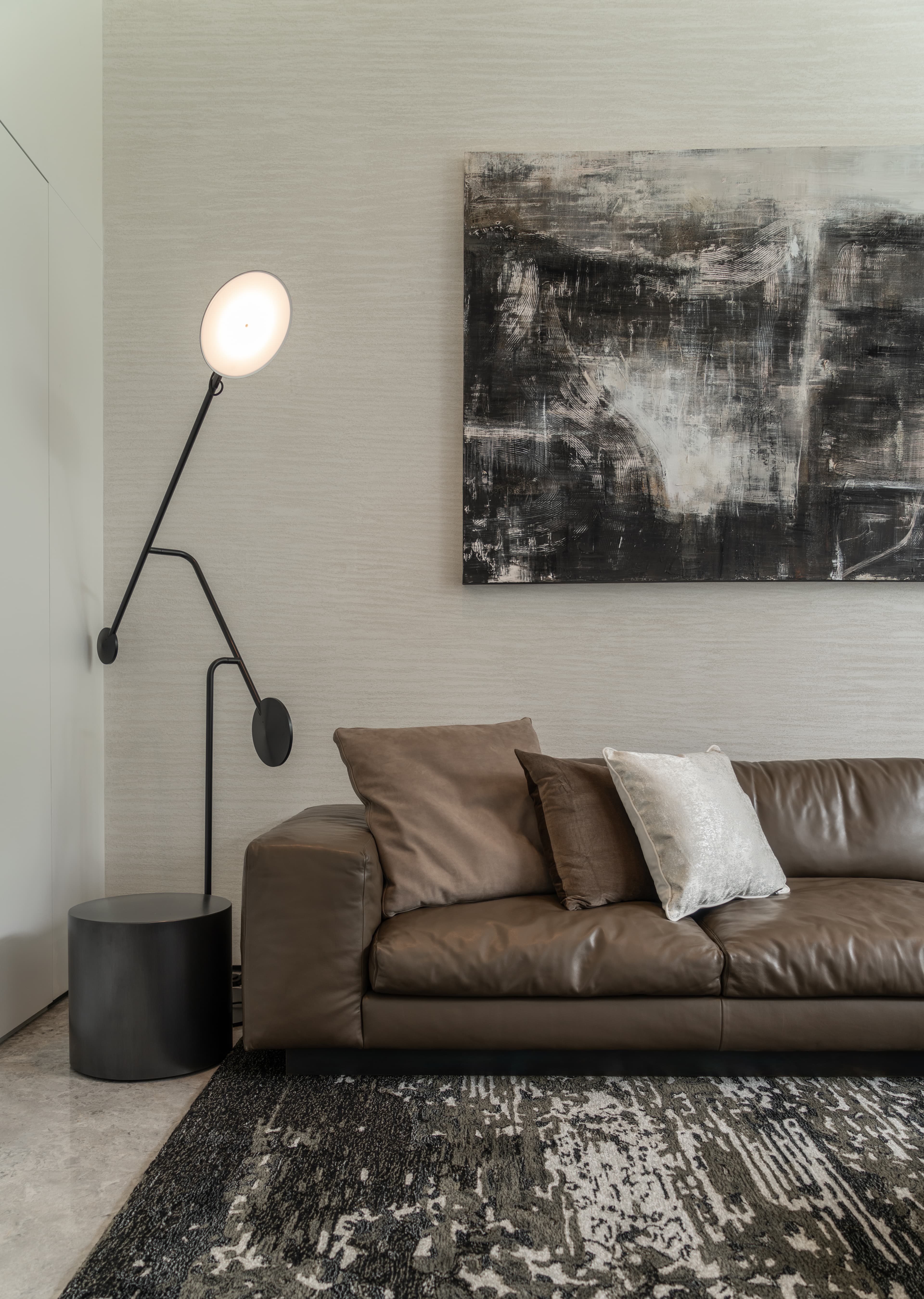 Bathroom and bedroom with Womb chair