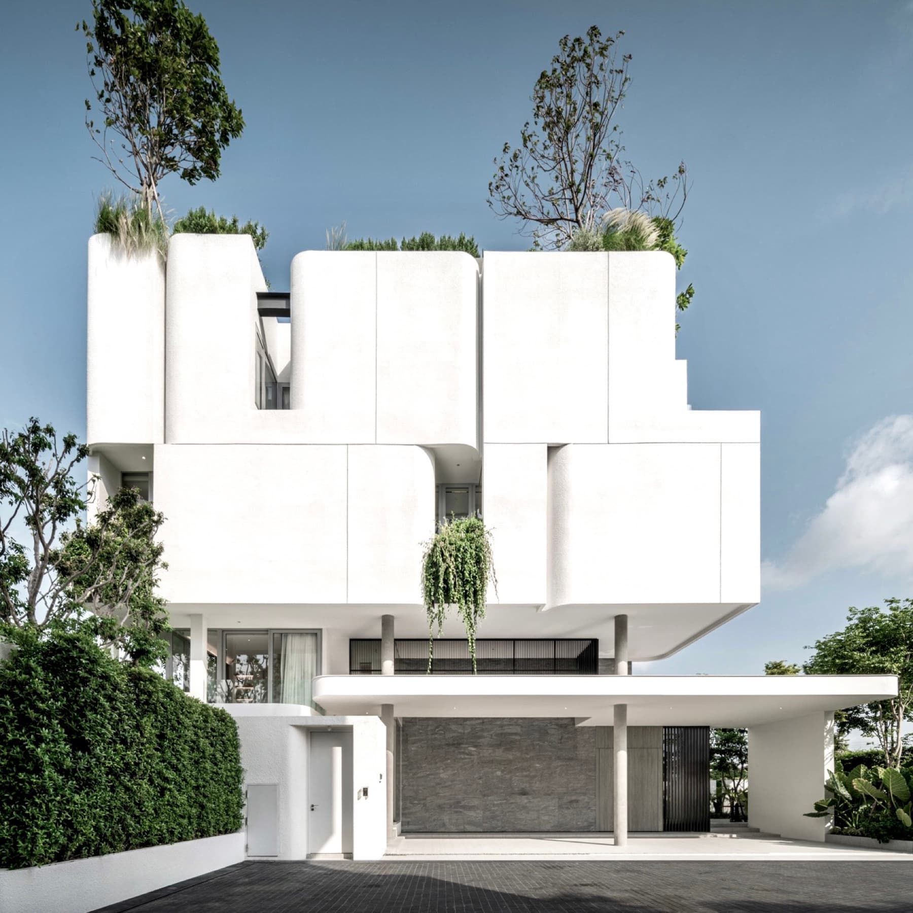 ARQ10 L-House